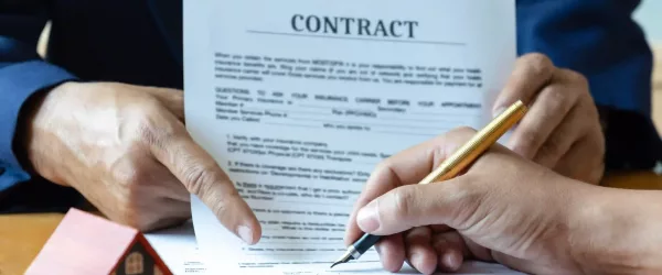 signing-a-home-purchase-contract-2021-08-26-17-53-49-utc